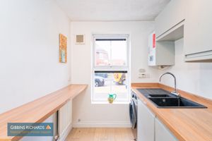 Kitchen- click for photo gallery